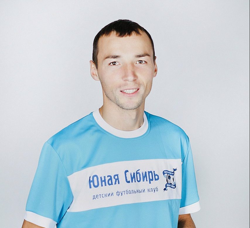 <p><b>Александр Захаров, руководитель футбольного клуба «Юная Сибирь»</b></p>